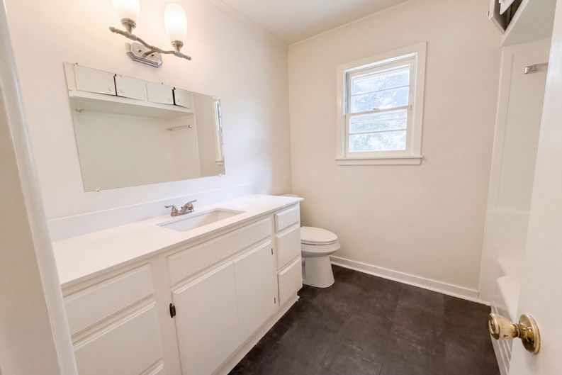 Photo 11 of 19 of 11212 Stuart St, Brownsboro, TX
