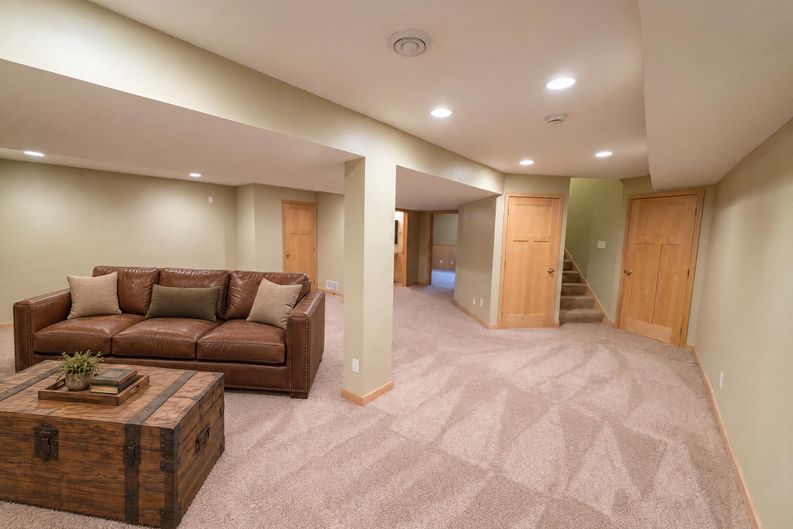 Photo 30 of 36 of 1012 Delano Ct, Stillwater, MN