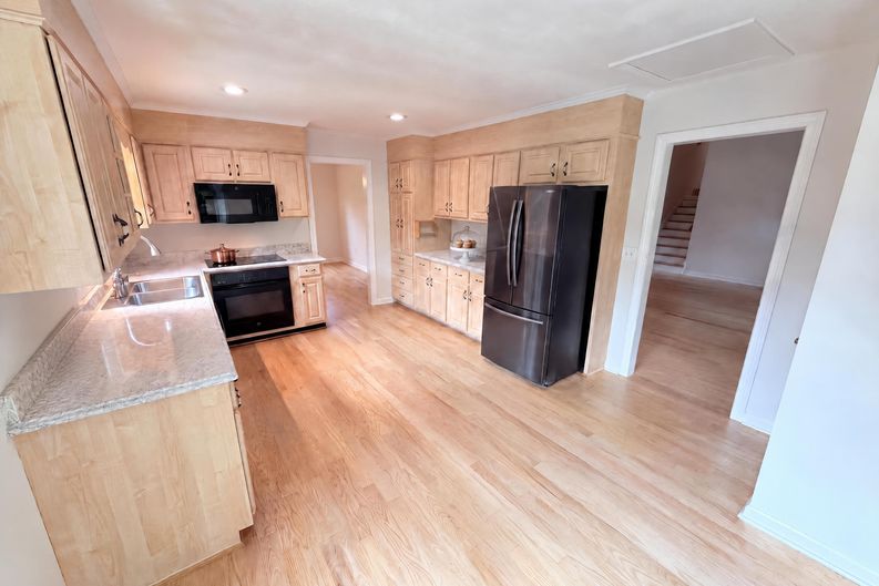 Photo 8 of 40 of 3962 Spalding Holw, Peachtree Corners, GA