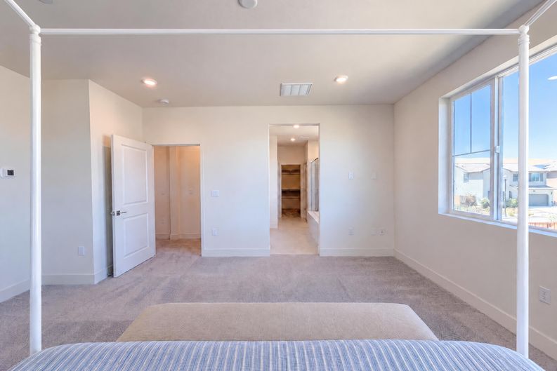 Photo 31 of 49 of 5699 Kusnick Ave, Tracy, CA