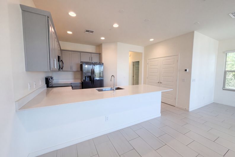 Photo 5 of 34 of 4018 E Pony Ln, Gilbert, AZ