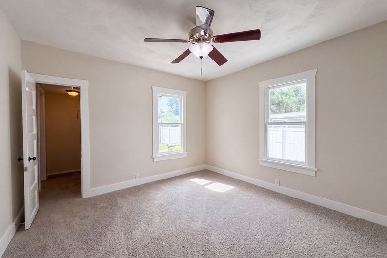 Photo 13 of 24 of 1134 Pattison Ave, Sarasota, FL