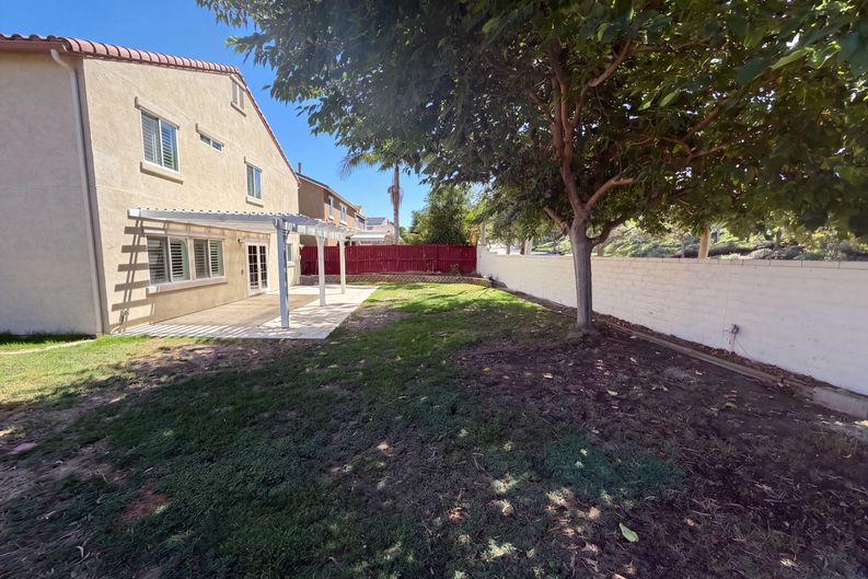 Photo 5 of 26 of 5105 Mendip St, Oceanside, CA