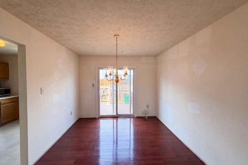 Photo 8 of 17 of 2726 Crestwick Pl, District Heights, MD