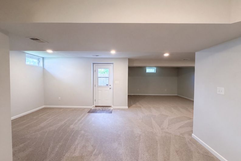 Photo 15 of 24 of 5108 Griffendale Ln, Upper Marlboro, MD