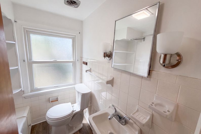 Photo 12 of 22 of 29352 Waldensa Ave, Wickliffe, OH