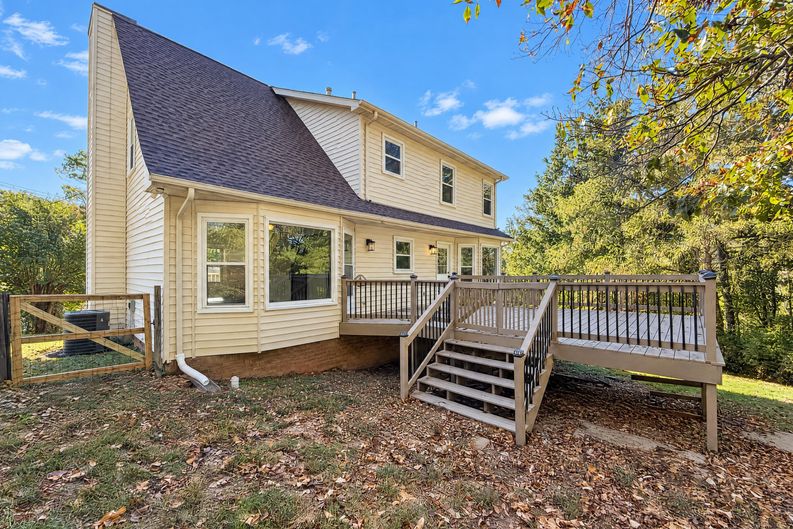 Photo 38 of 42 of 702 Lone Oak Dr, Pegram, TN