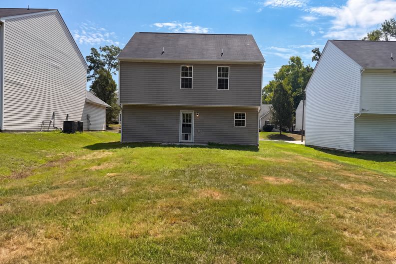 Photo 5 of 24 of 4655 Chapel Ridge Dr, Greensboro, NC
