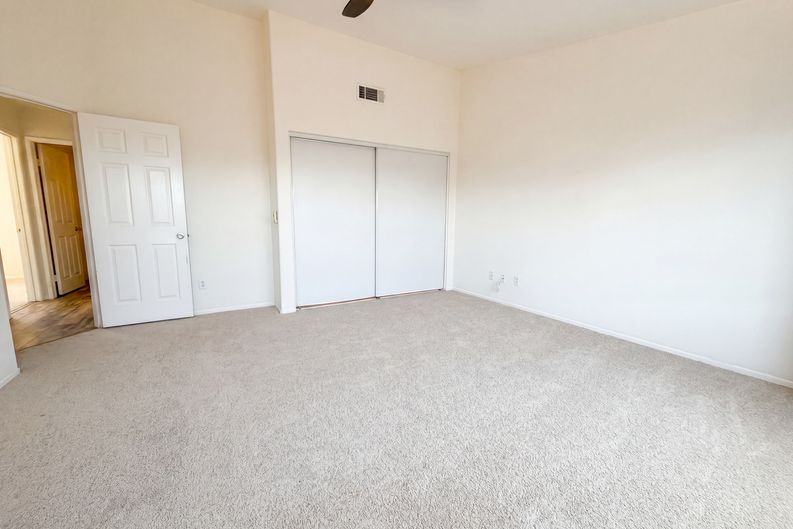 Photo 13 of 20 of 22125 Country Hills Dr, Wildomar, CA