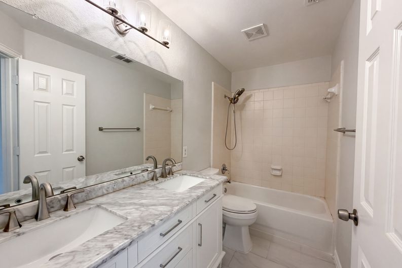 Photo 27 of 41 of 2211 Dana Dr, Flower Mound, TX