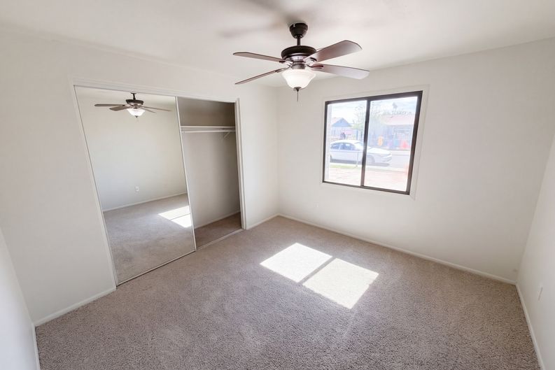 Photo 17 of 32 of 6208 W Alvarado Rd, Phoenix, AZ