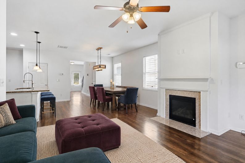 Photo 11 of 36 of 272 Shaw Dr, Acworth, GA