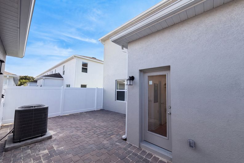 Photo 5 of 27 of 2224 Red Sun St, Apopka, FL
