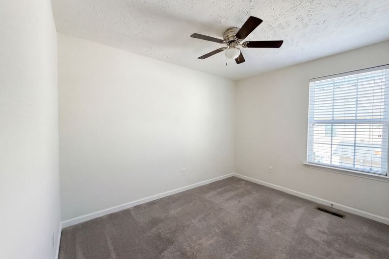 Photo 12 of 22 of 428 Kubota Dr, Murfreesboro, TN