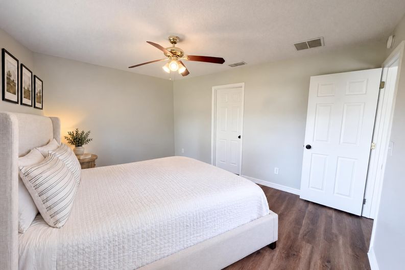 Photo 11 of 20 of 13319 Caspian Ln, Clermont, FL