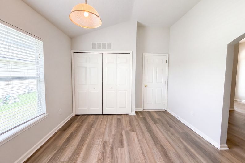 Photo 4 of 22 of 6026 Fillyside Trl, Jacksonville, FL