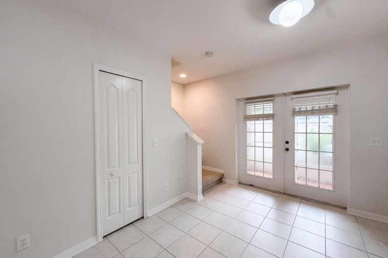 Photo 6 of 20 of 16315 Swan View Cir, Odessa, FL