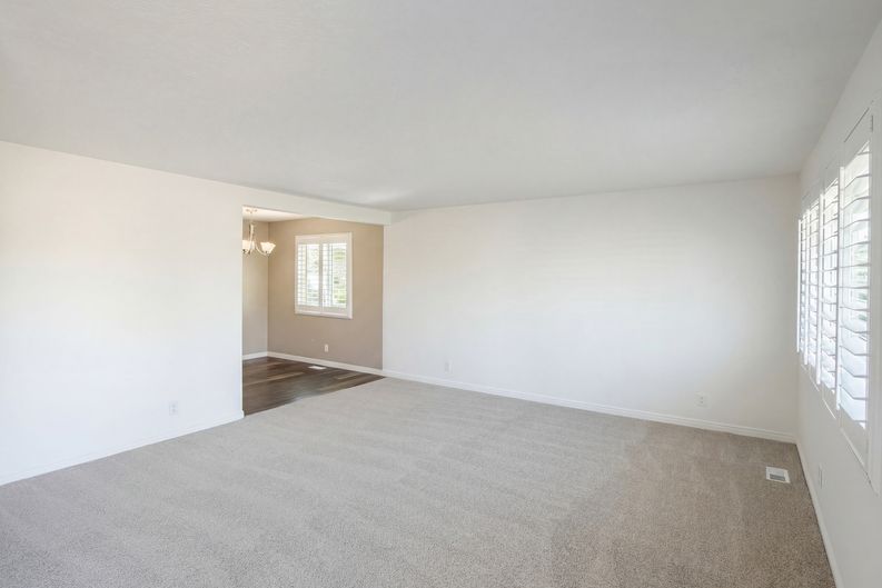 Photo 3 of 28 of 67 S 470 E, Orem, UT