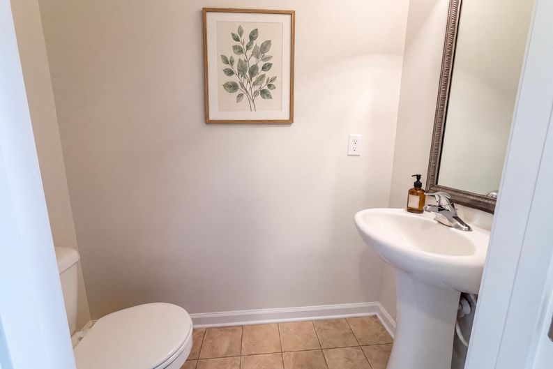 Photo 10 of 27 of 143 Deer Lake Dr, Columbia, SC