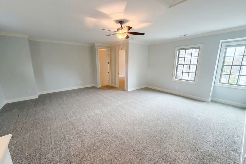 Photo 4 of 38 of 1803 Kent Ave, Dunwoody, GA