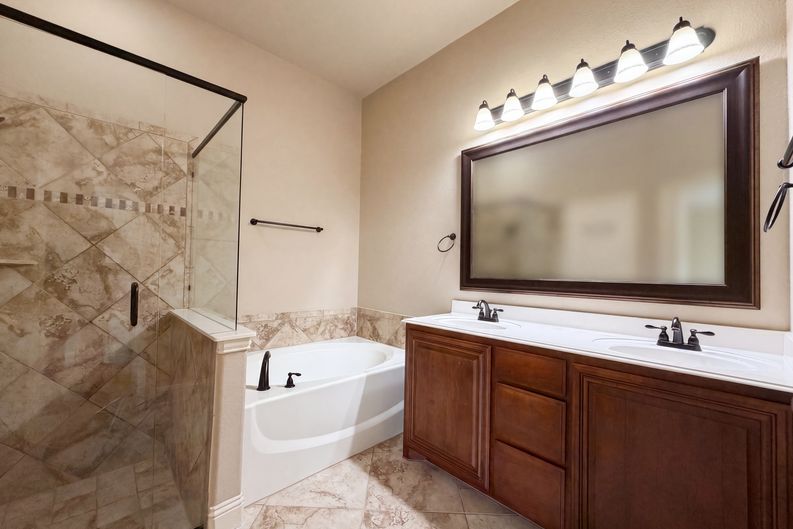 Photo 10 of 20 of 4309 Gleneagles Dr, Mansfield, TX