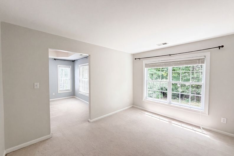 Photo 11 of 22 of 12312 Chesley Dr, Charlotte, NC