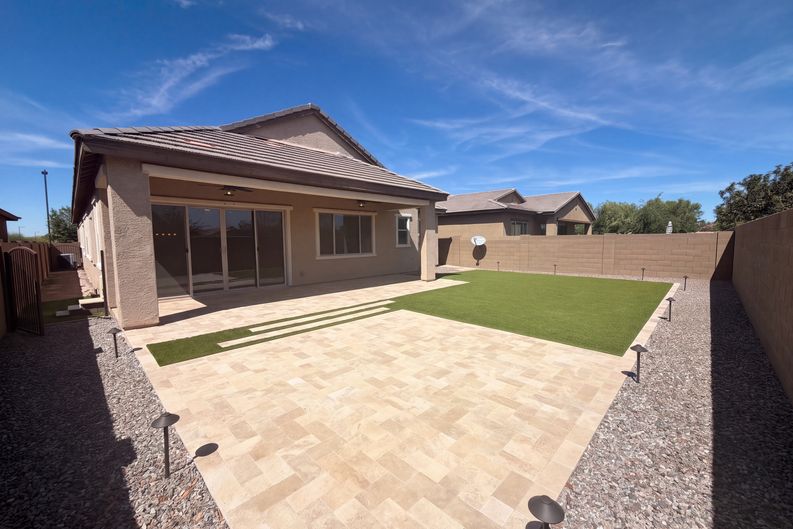 Photo 5 of 55 of 4511 N 93rd Dr, Phoenix, AZ