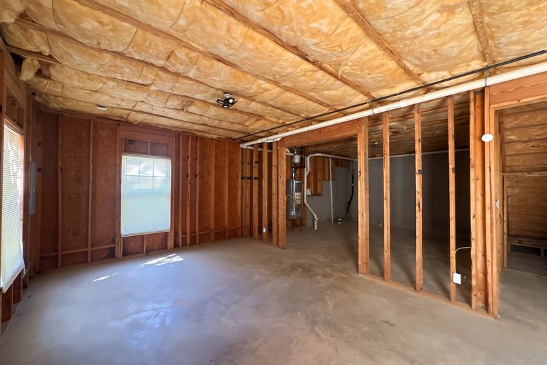 Photo 41 of 53 of 6730 Island Pointe Dr, Buford, GA
