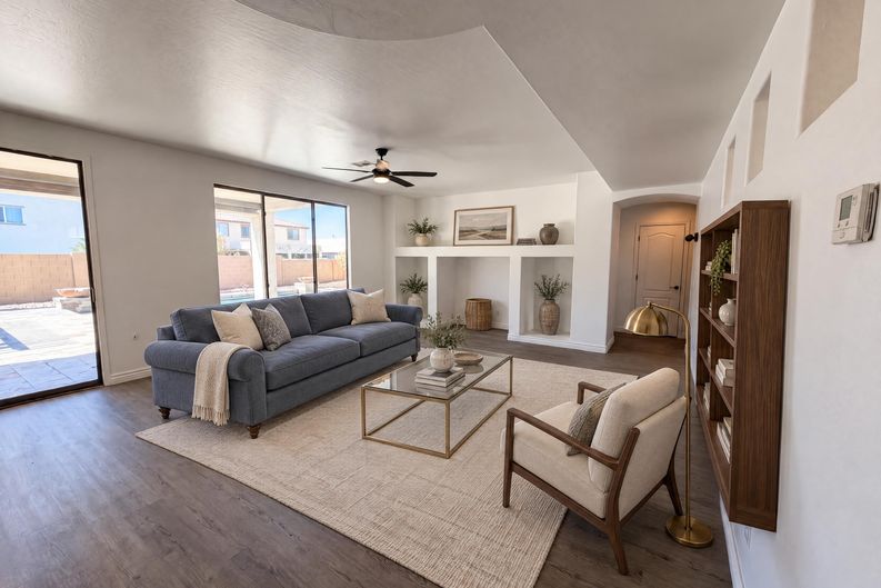 Photo 10 of 35 of 17645 W Hale Bopp Dr, Goodyear, AZ