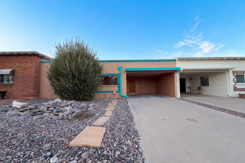 Photo 18 of 23 of 7700 E Meadowbrook Ave, Scottsdale, AZ