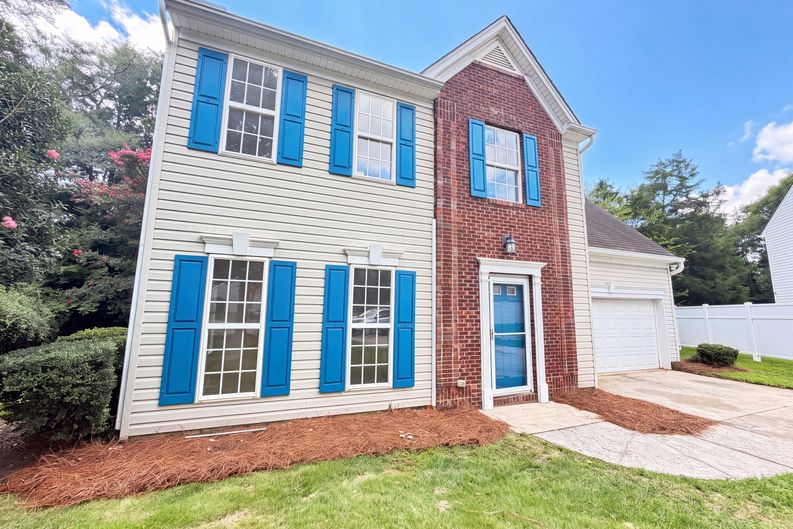 Photo 19 of 22 of 14542 Arbor Ridge Dr, Charlotte, NC