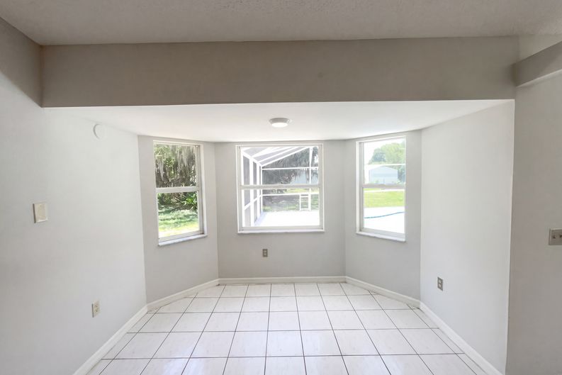 Photo 6 of 33 of 1750 Evergreen Ct, Kissimmee, FL