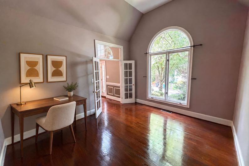 Photo 9 of 29 of 3711 Surry Ridge Ct, Charlotte, NC