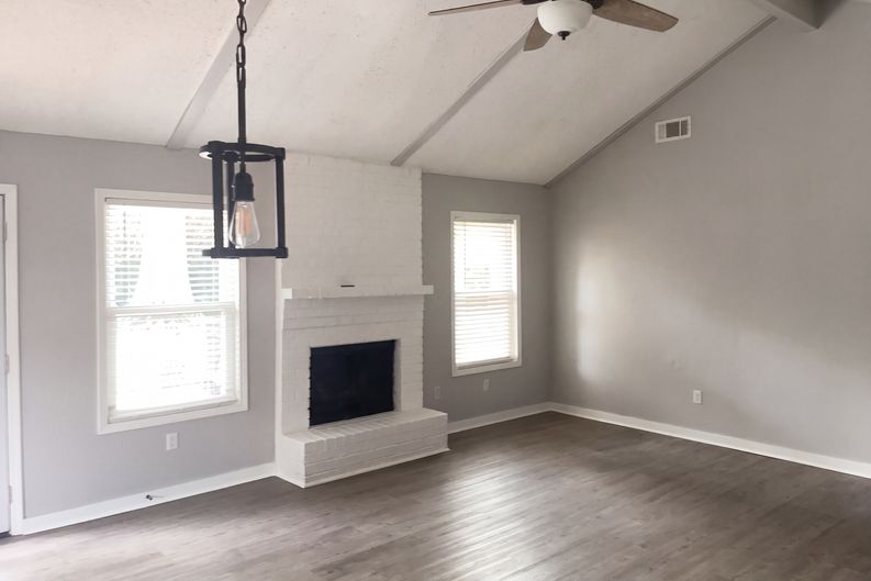 Photo 3 of 23 of 1433 Sunset Dr, Slidell, LA