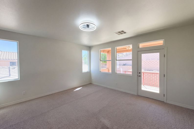 Photo 4 of 23 of 2843 Dunnottar Ave, Henderson, NV