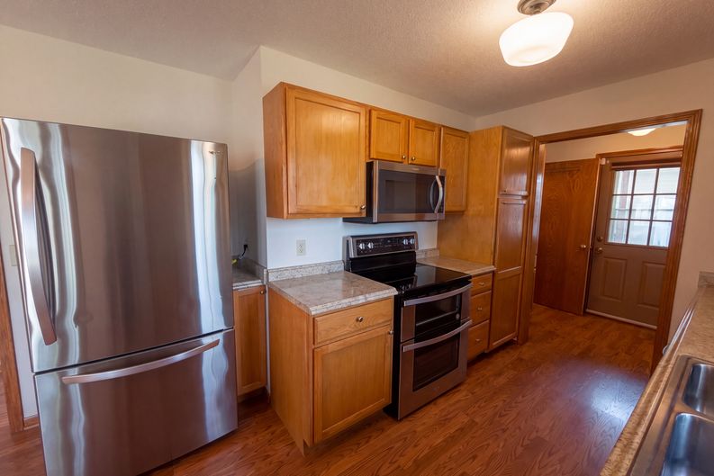 Photo 8 of 19 of 441 S Elm St, Waconia, MN