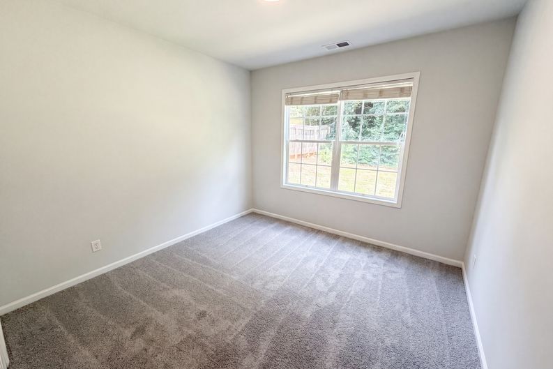 Photo 13 of 30 of 11528 Erwin Ridge Ave, Charlotte, NC
