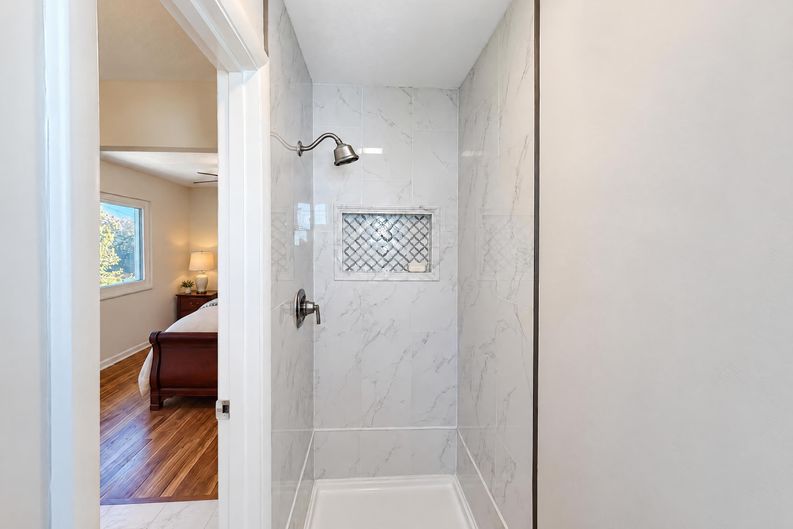 Photo 10 of 25 of 4720 McBane Ct, Columbus, OH