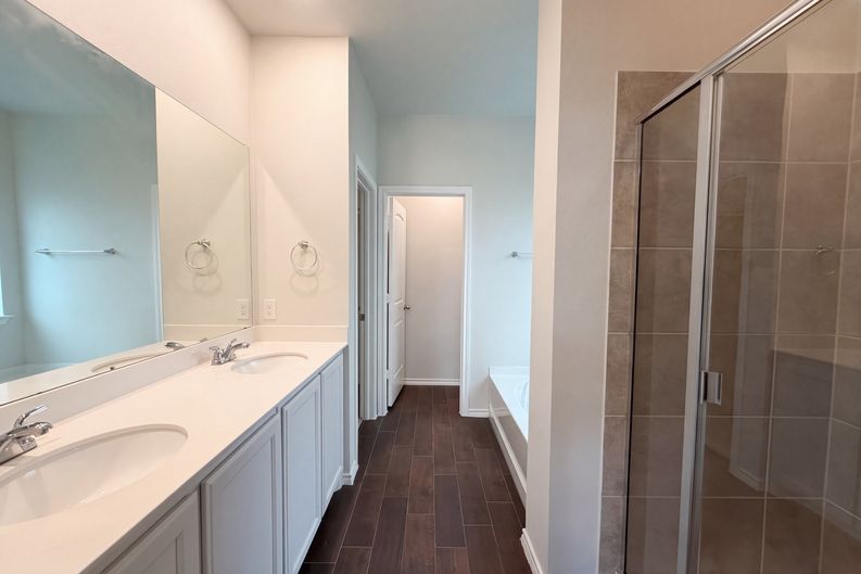 Photo 11 of 21 of 2825 Journey Ln, Crandall, TX