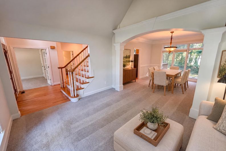 Photo 8 of 33 of 10124 Windtree Ln, Charlotte, NC