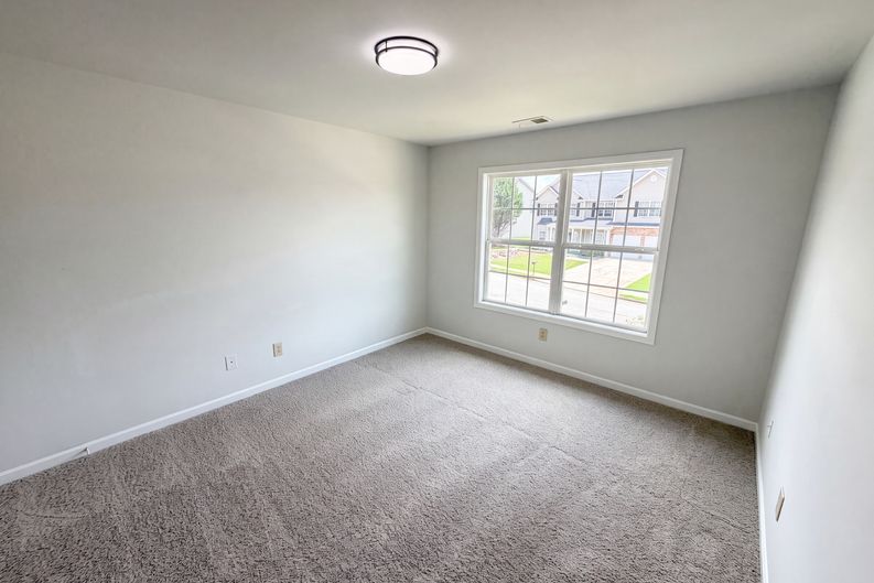 Photo 10 of 23 of 212 Summergate Ln, Villa Rica, GA