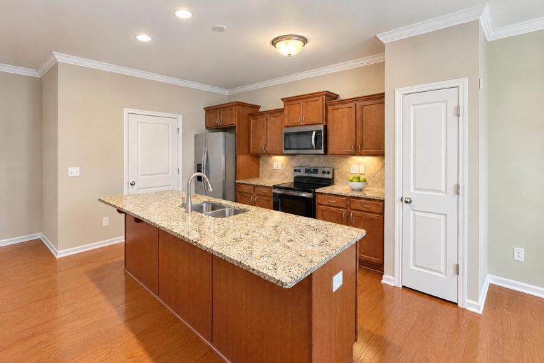 Photo 7 of 36 of 2411 Bergamot St, Fort Mill, SC