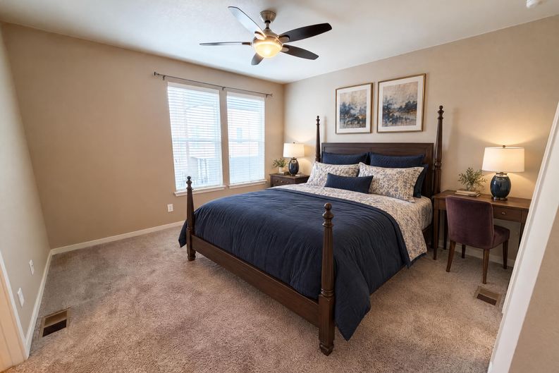 Photo 4 of 20 of 15738 E Broncos Pl, Englewood, CO