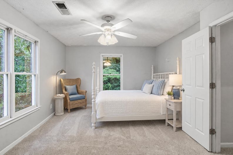 Photo 24 of 37 of 3504 Wellsley Dr, Powder Springs, GA
