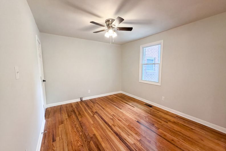 Photo 5 of 23 of 2257 Chappelle St, Columbia, SC