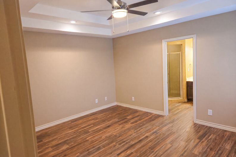 Photo 10 of 18 of 4517 Vanessita Ct, Laredo, TX