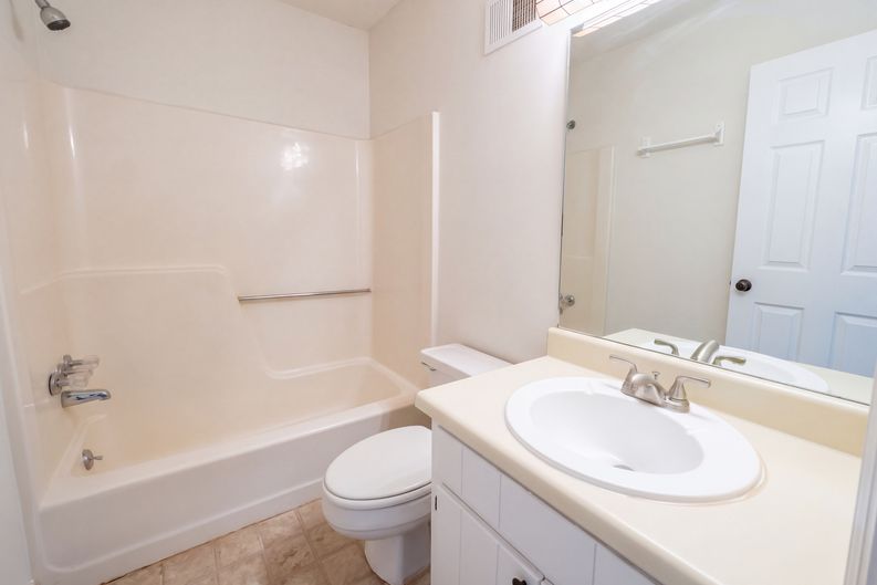 Photo 16 of 46 of 5997 Wintergreen Rd, Norcross, GA
