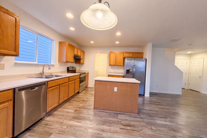 Photo 9 of 22 of 10590 Butte Dr, Longmont, CO