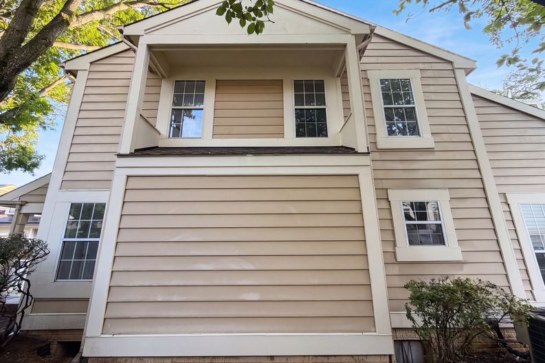 Photo 22 of 27 of 8509 Ivoryton Way, Montgomery Village, MD