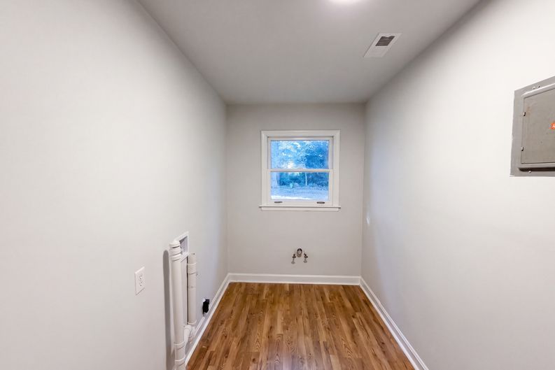 Photo 16 of 19 of 1524 Mt Holly Huntersville Rd, Charlotte, NC